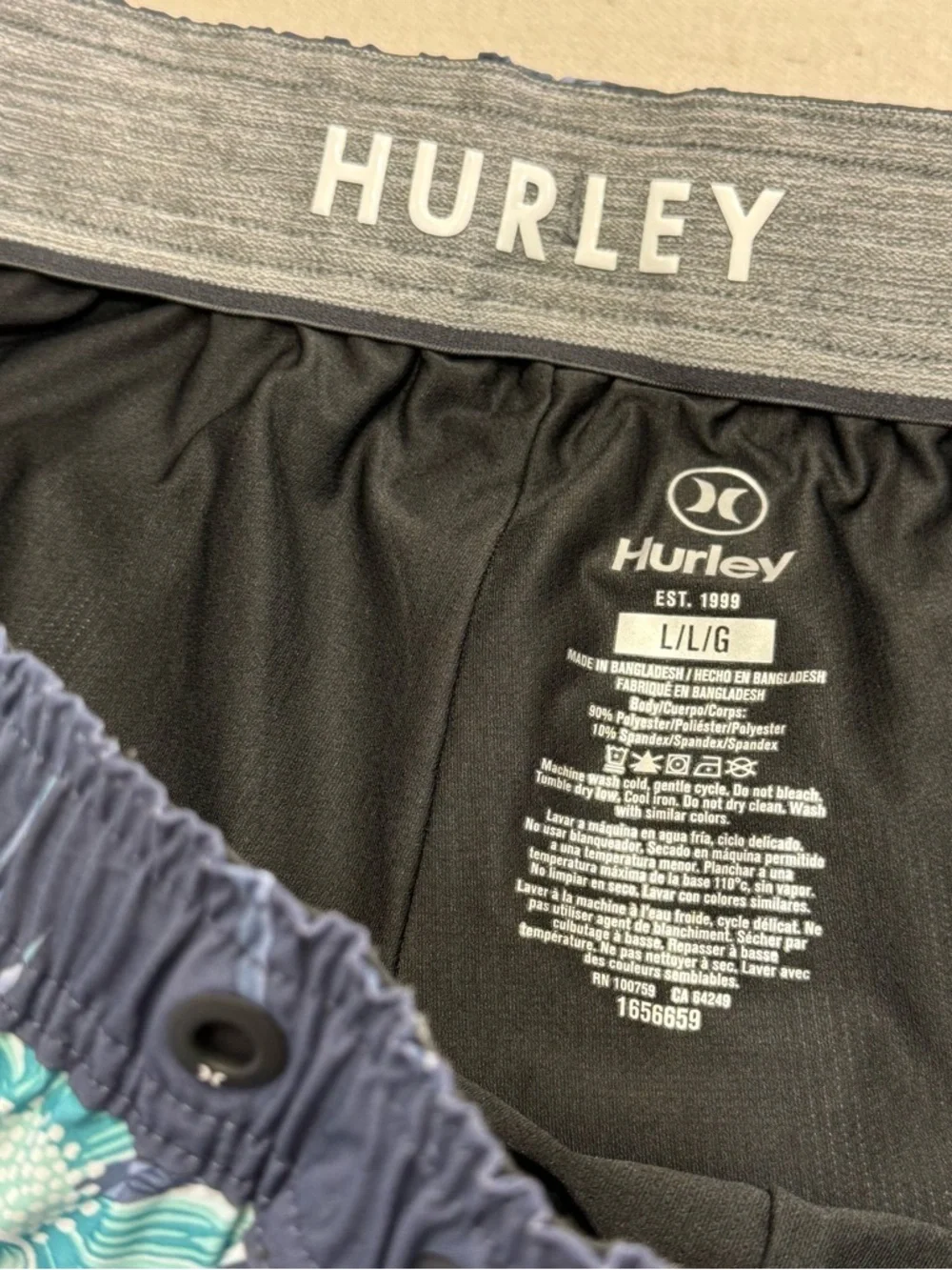 Hurley Men's Navy Floral Swim Trunks - Size Large